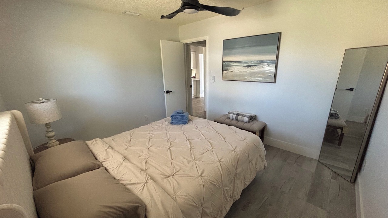 Photo of Bedroom in Englewood East