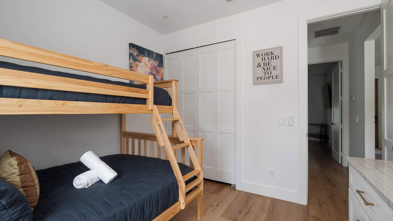 Photo of Bedroom in Florida Ridge