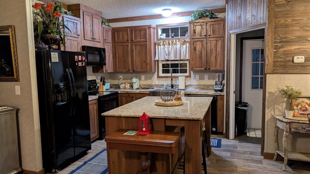 Photo of Kitchen in Putnam Hall