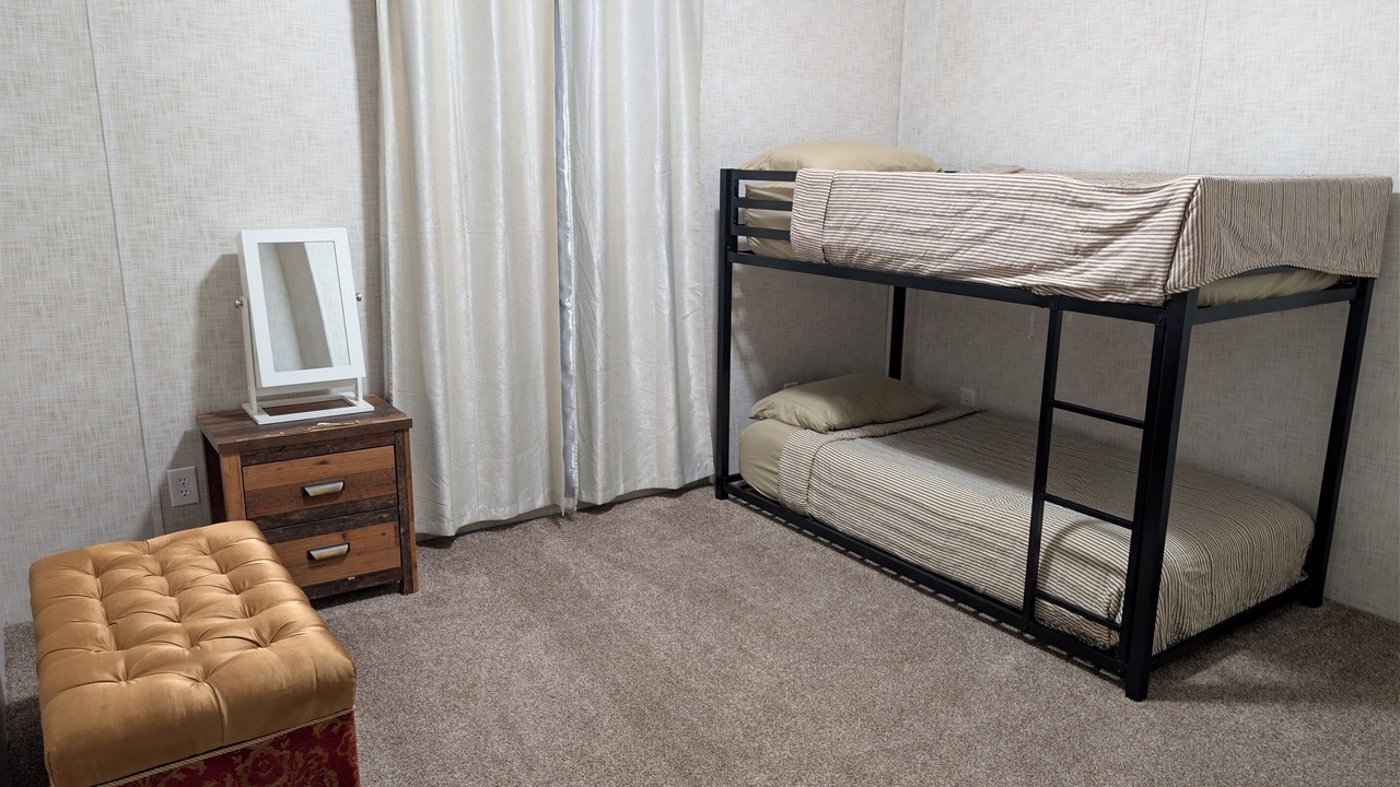 Photo of Bedroom in Putnam Hall