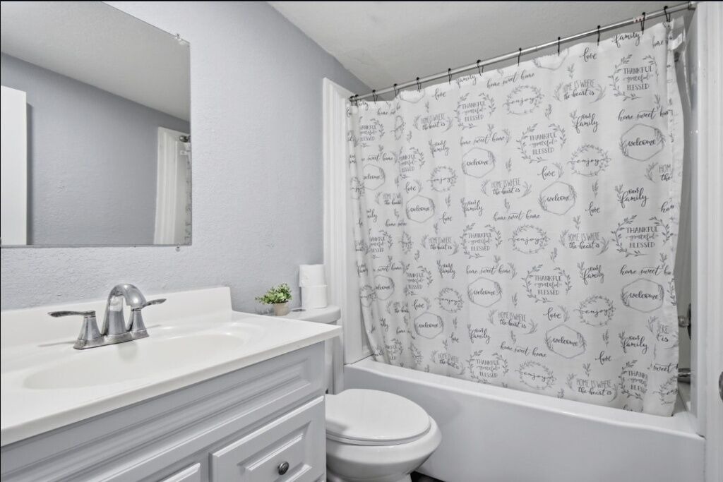 Photo of Bathroom in Old Town
