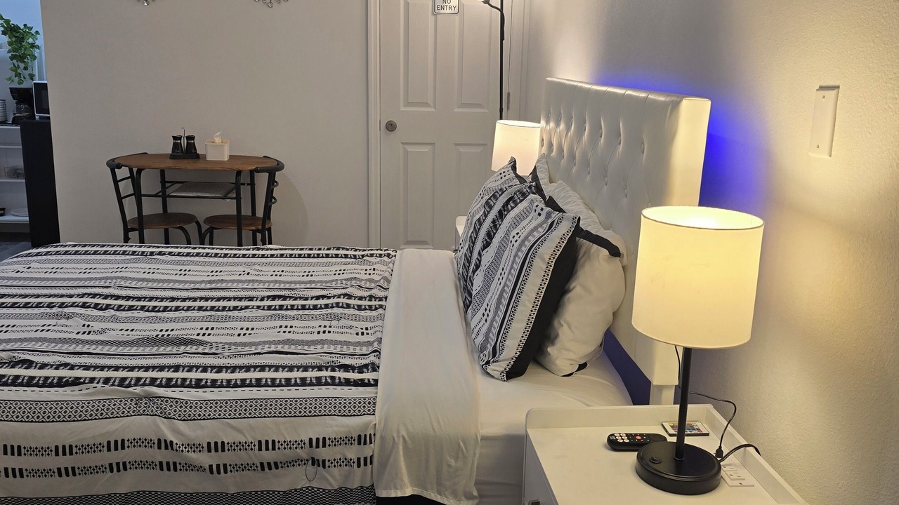 Photo of Bedroom in Sulphur Springs