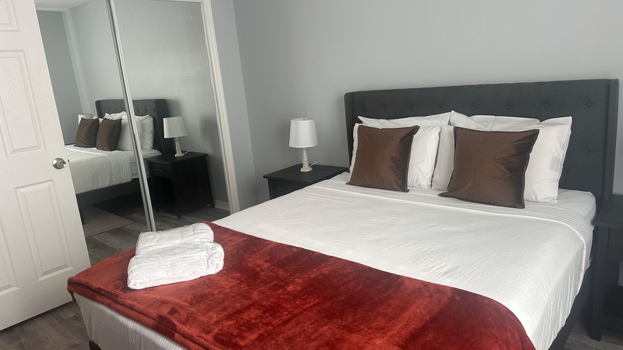 Photo of Bedroom in Veranda Palms