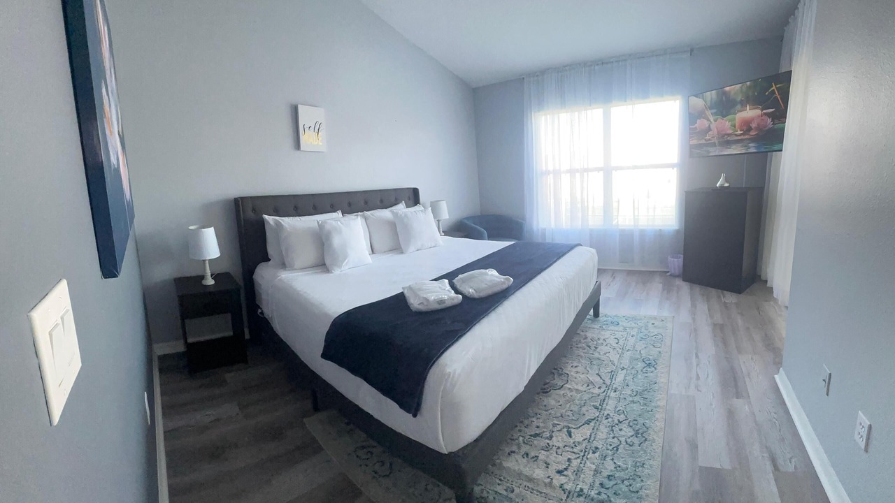 Photo of Bedroom in Veranda Palms