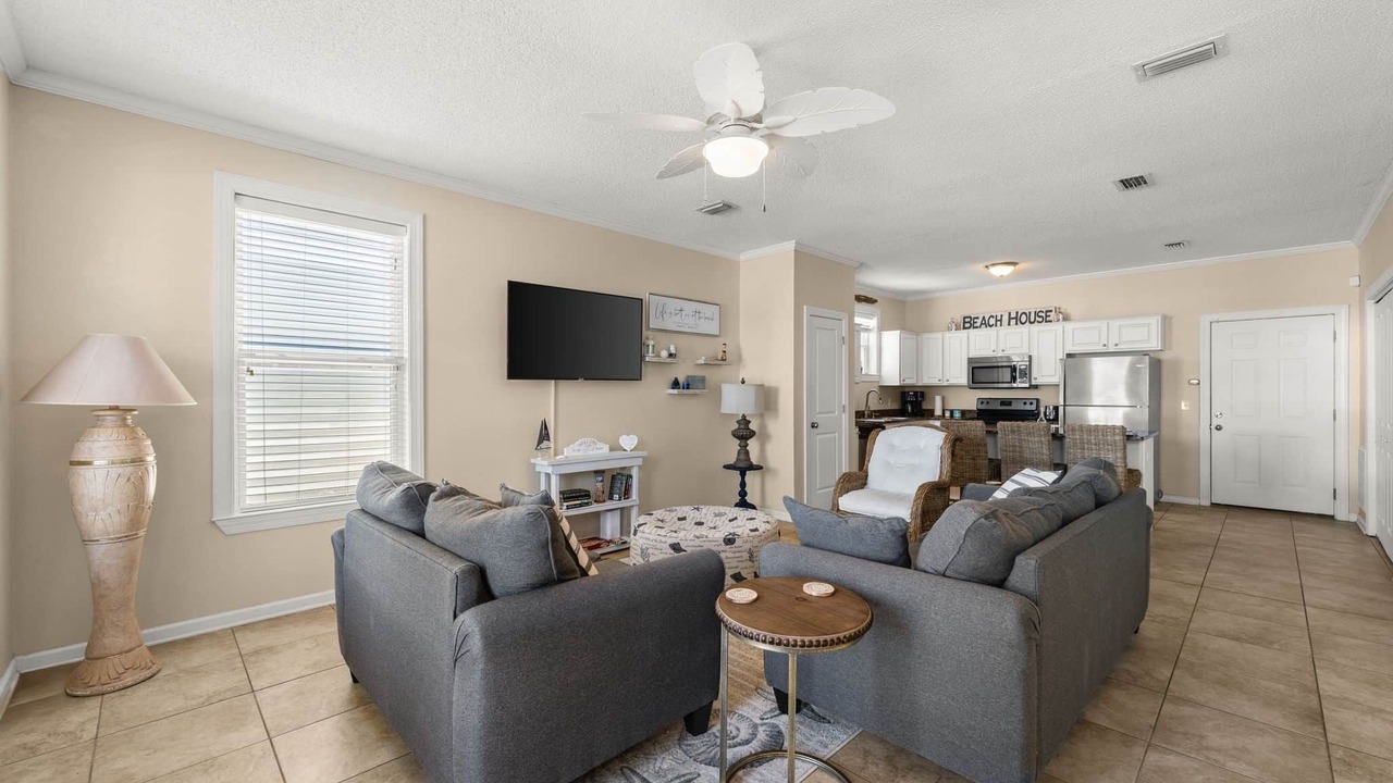Photo of Livingroom in Laguna Beach Estates