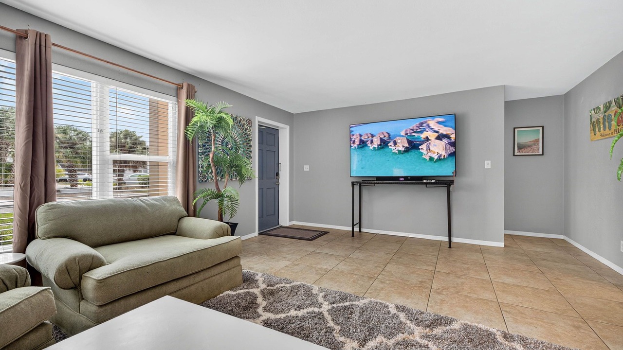 Photo of Livingroom in Historic Old Northeast