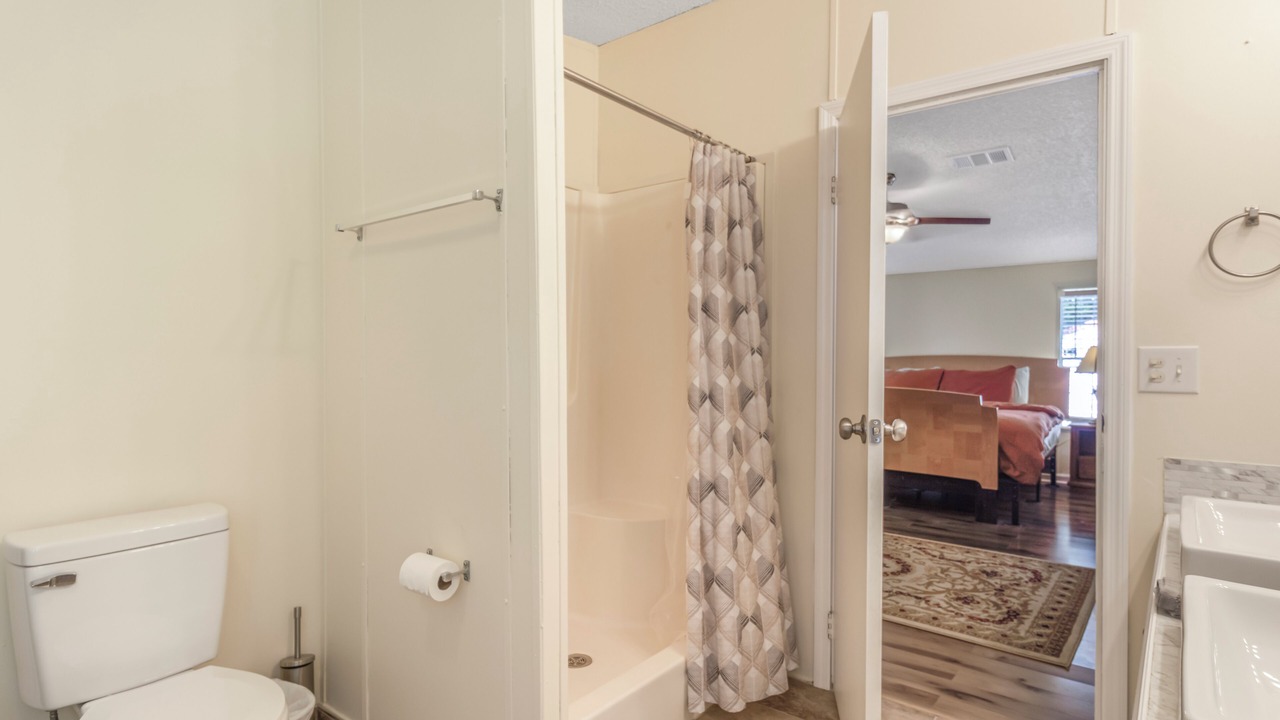 Photo of Bathroom in Fellowship