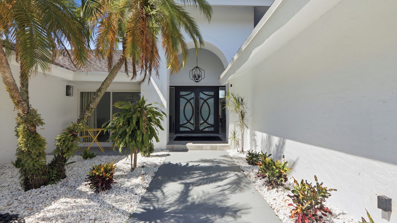 Photo of Patio Balcony in Greenview Shores