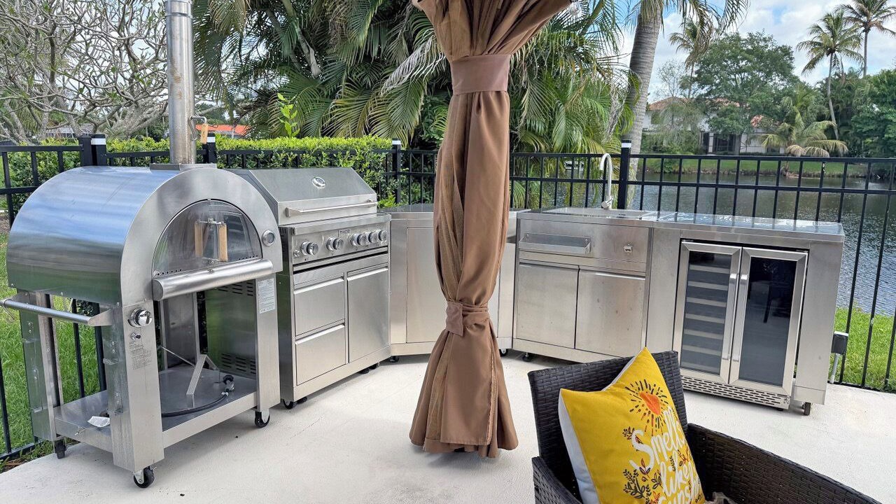 Photo of Patio Balcony in Greenview Shores