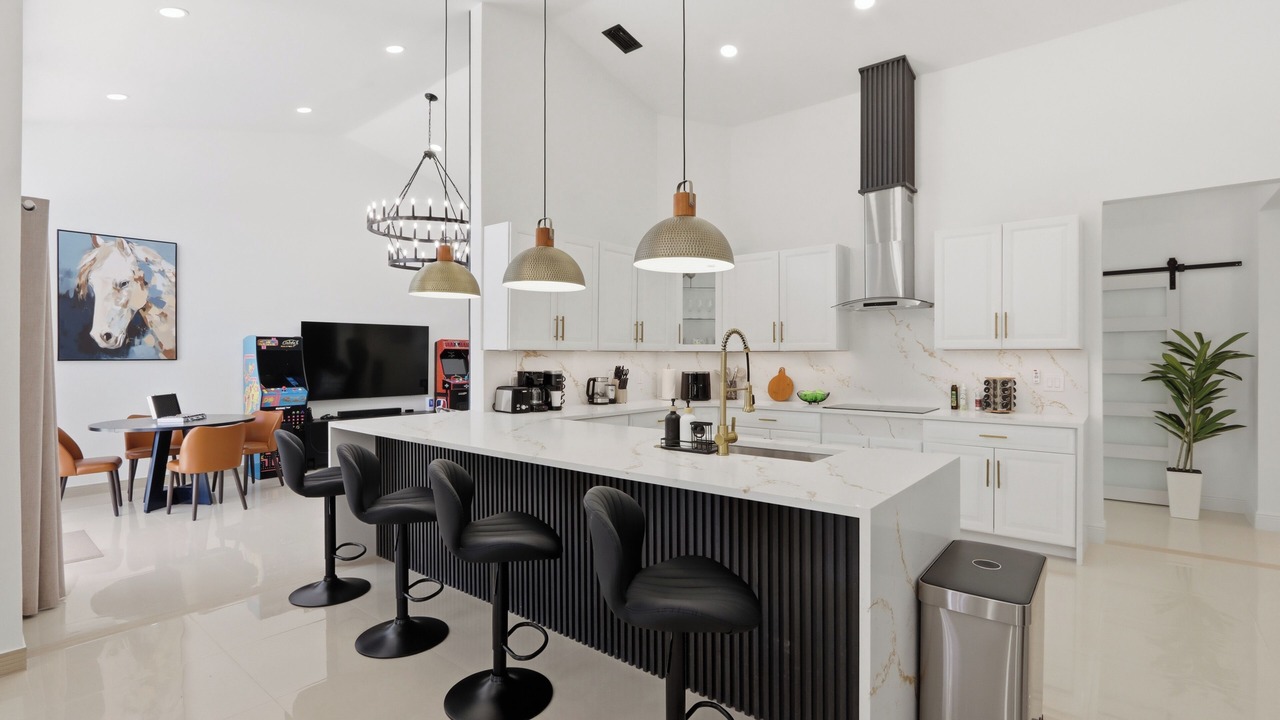 Photo of Kitchen in Greenview Shores