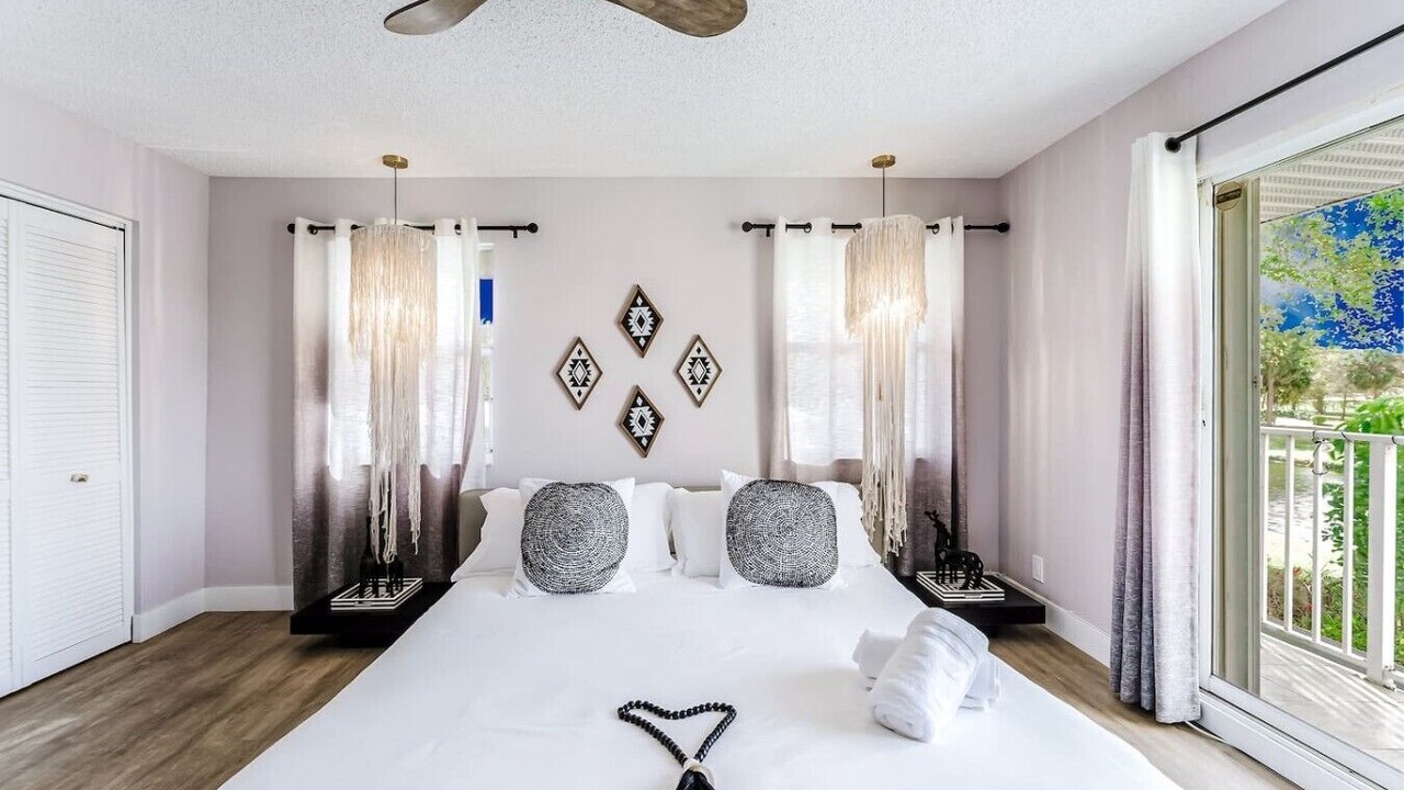 Photo of Bedroom in Florida North Atlantic Coast