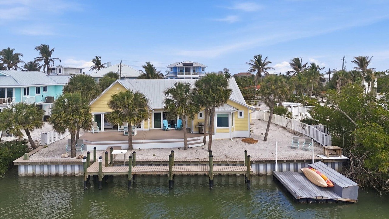 Photo of Outdoor in Palm Island