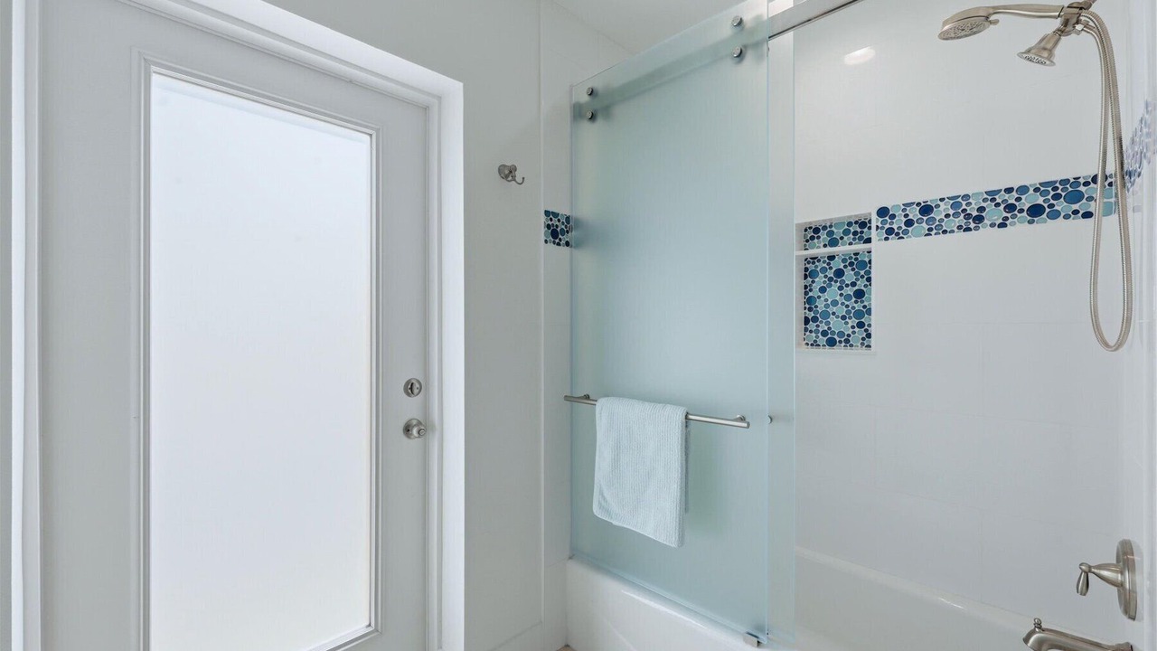 Photo of Bathroom in Palm Island