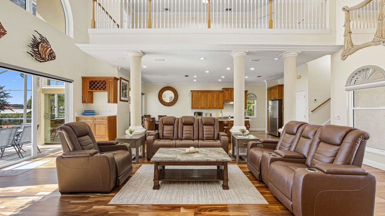 Photo of Livingroom in Apollo Beach