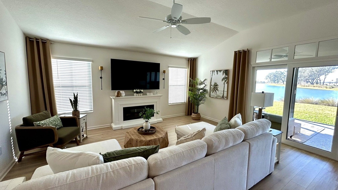 Photo of Livingroom in Sumter County