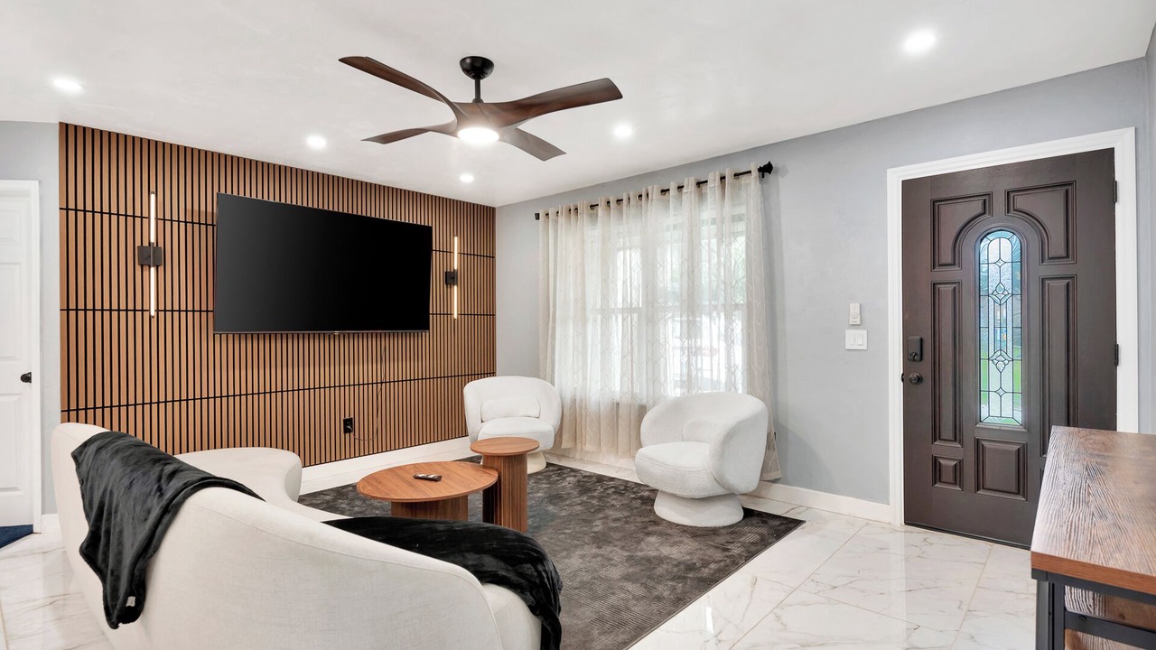 Photo of Livingroom in Daytona Beach