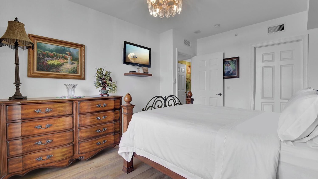 Photo of Bedroom in Hammock Bay