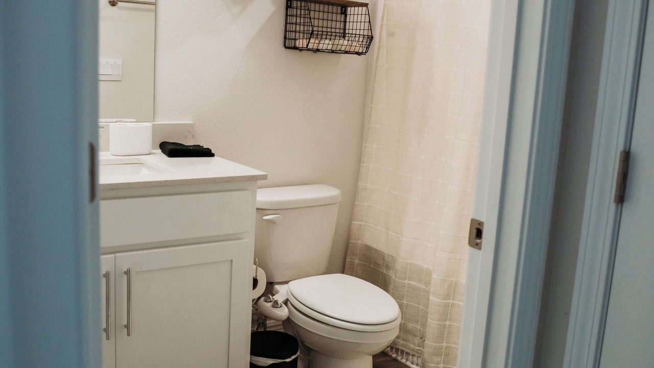 Photo of Bathroom in Gulf Breeze