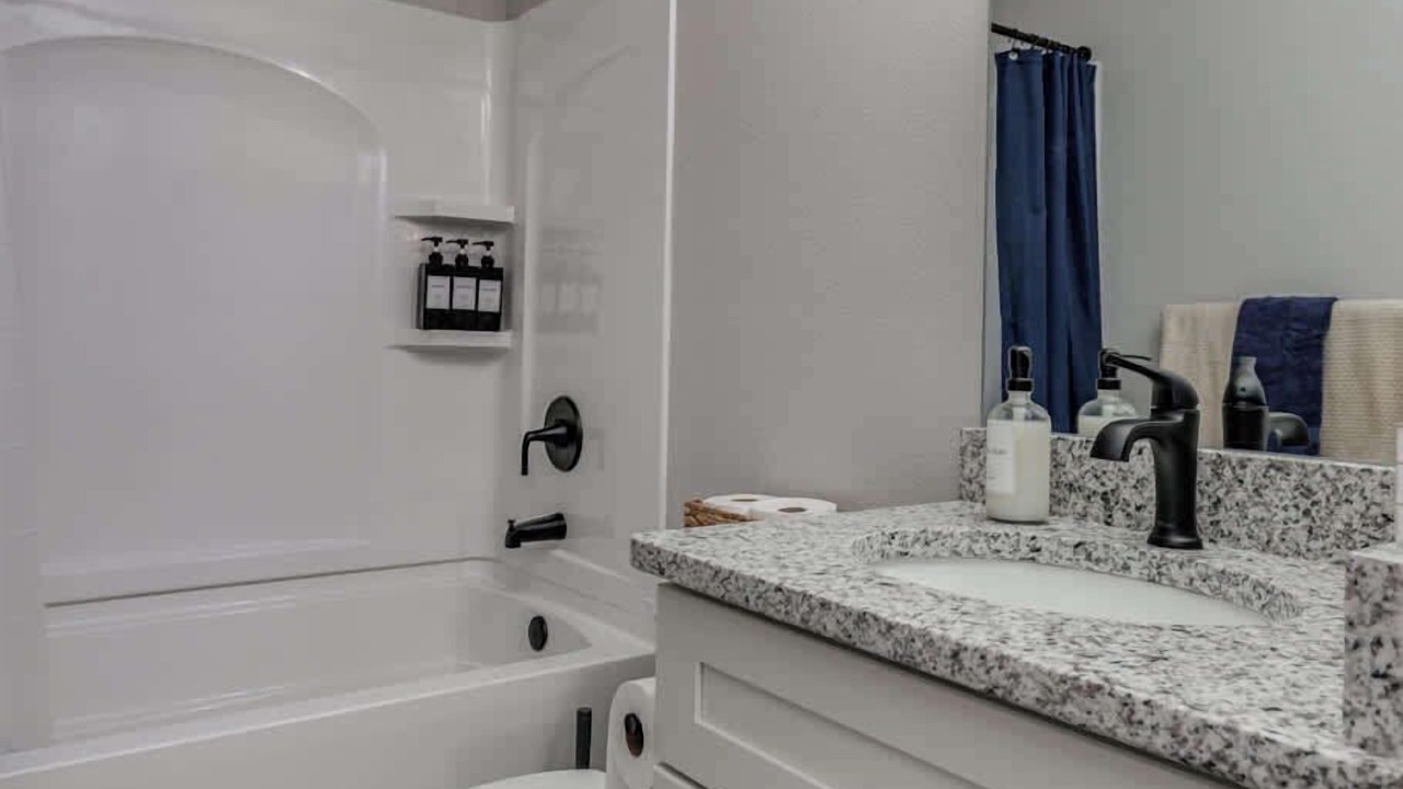 Photo of Bathroom in Citrus Springs
