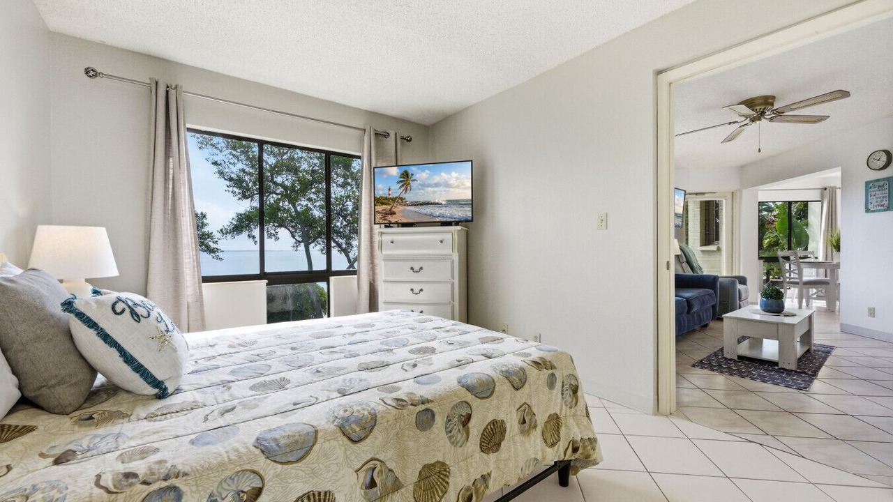 Photo of Bedroom in Tierra Verde