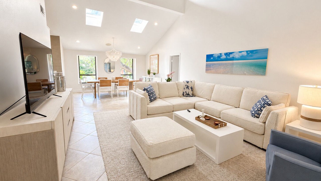 Photo of Bedroom in Bay Isles