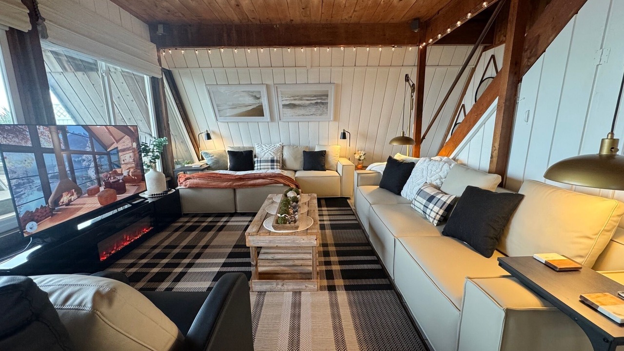 Photo of Livingroom in Bethune Beach