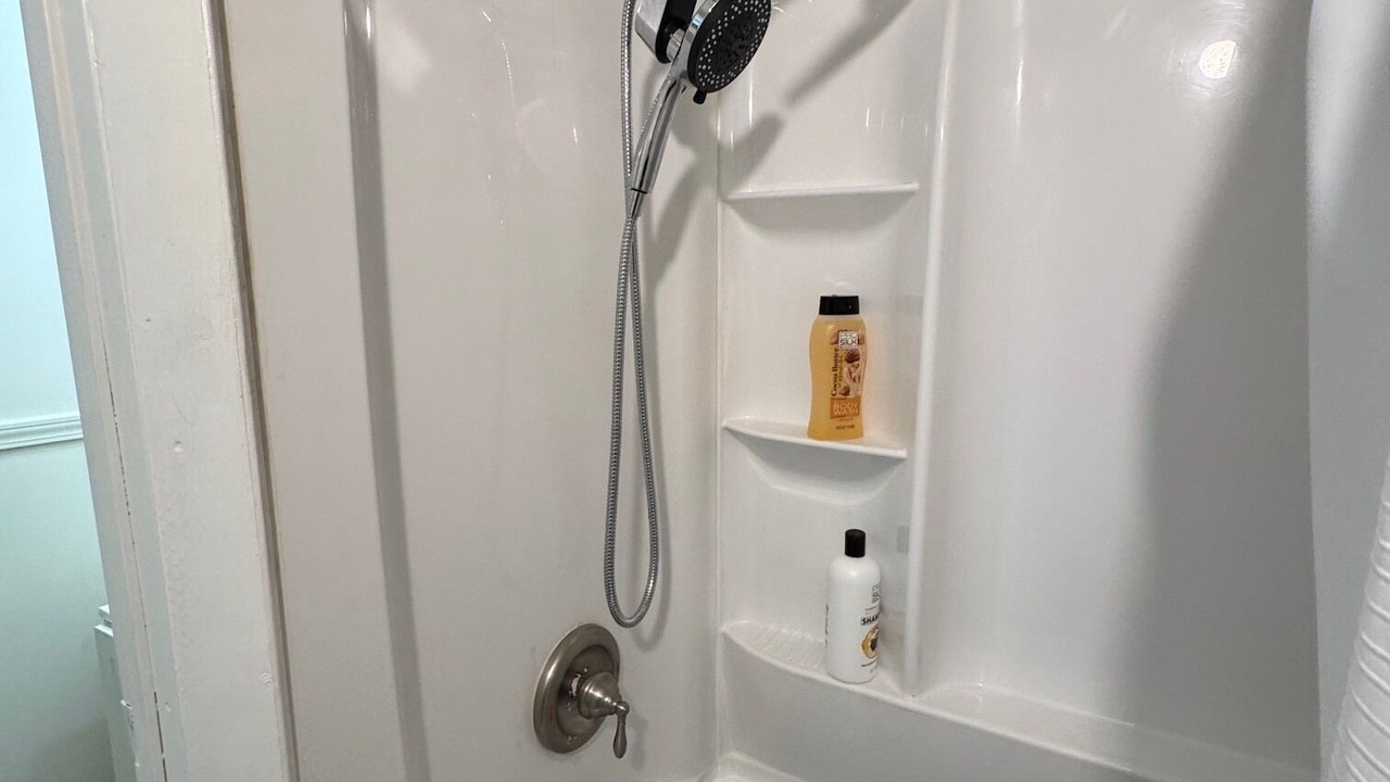 Photo of Bathroom in Gotha