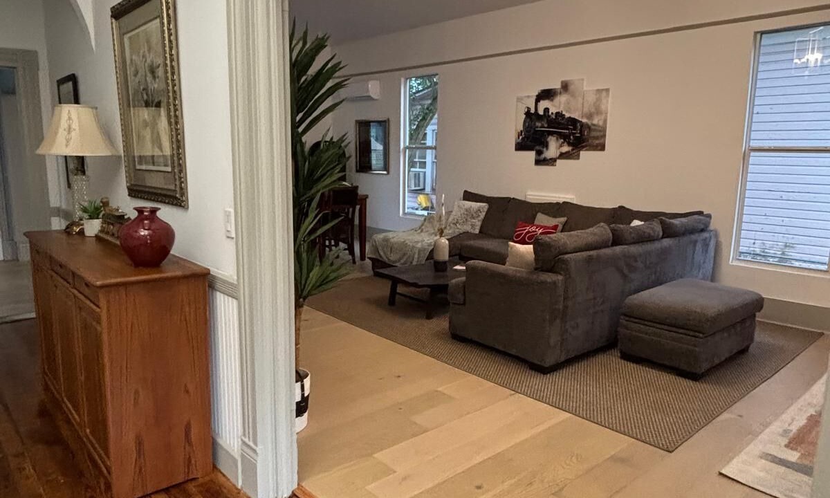 Photo of Livingroom in Waycross