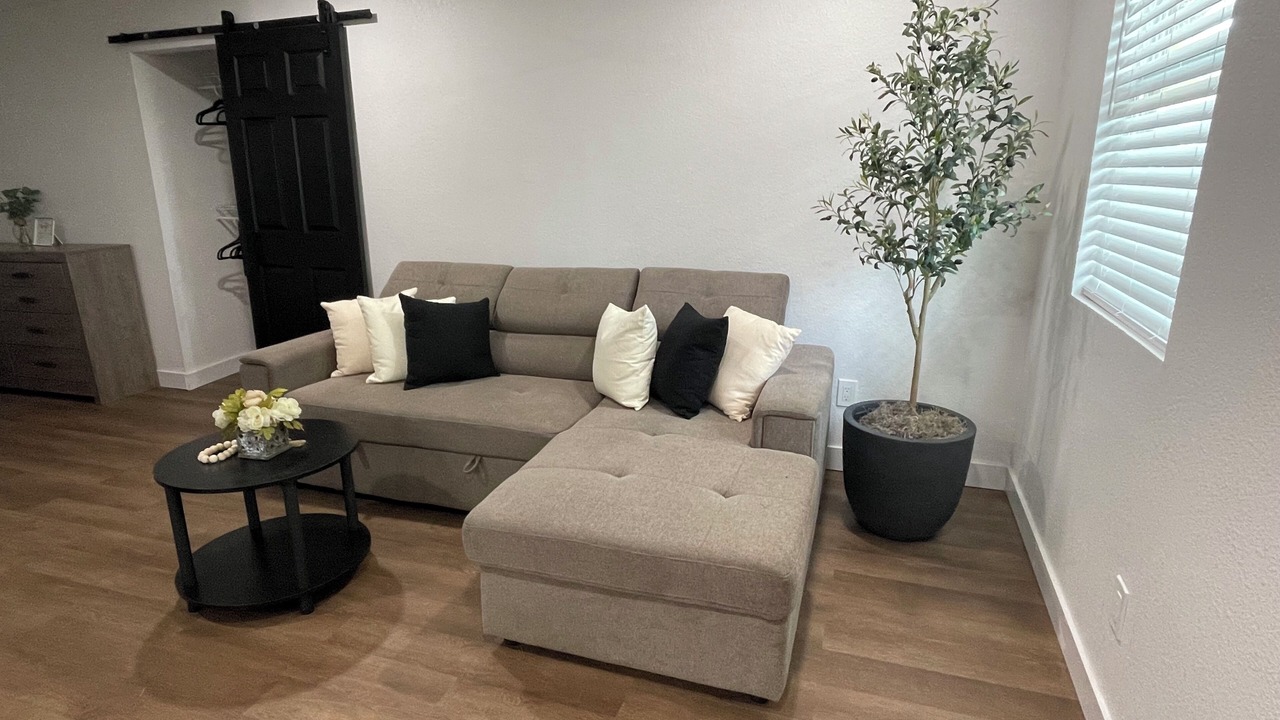 Photo of Livingroom in Temple Crest