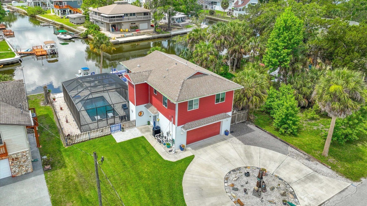 Photo of Outdoor in Weeki Wachee Gardens
