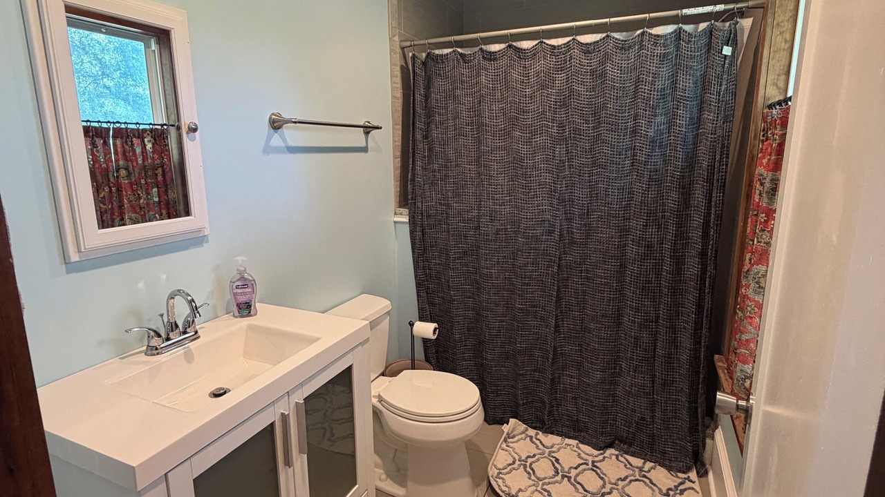 Photo of Bathroom in Worth County