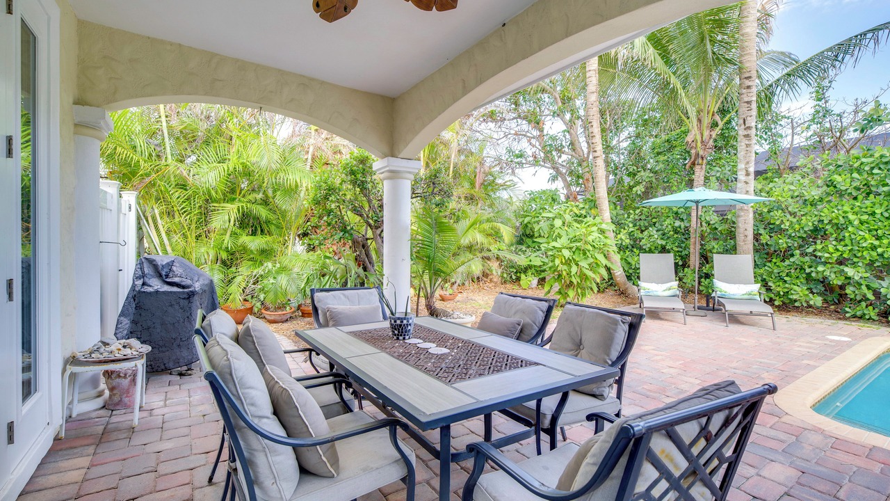 Photo of Outdoor in Indian River Shores