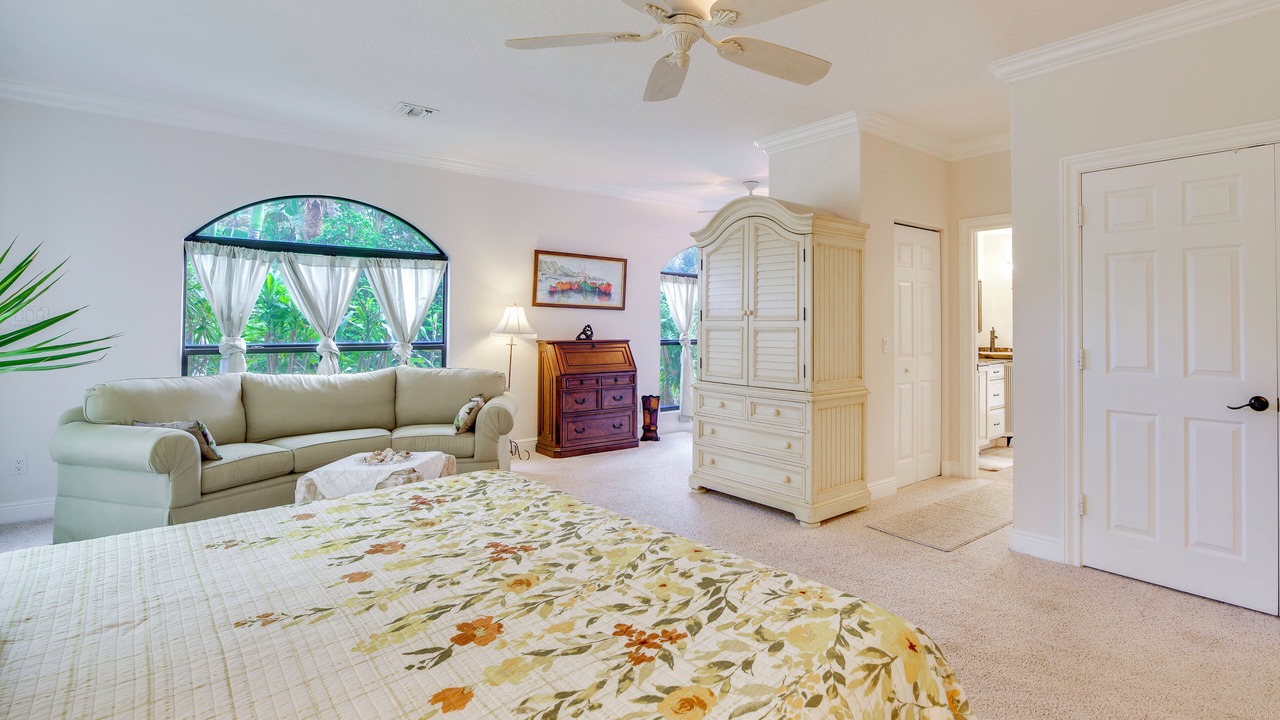 Photo of Bedroom in Indian River Shores