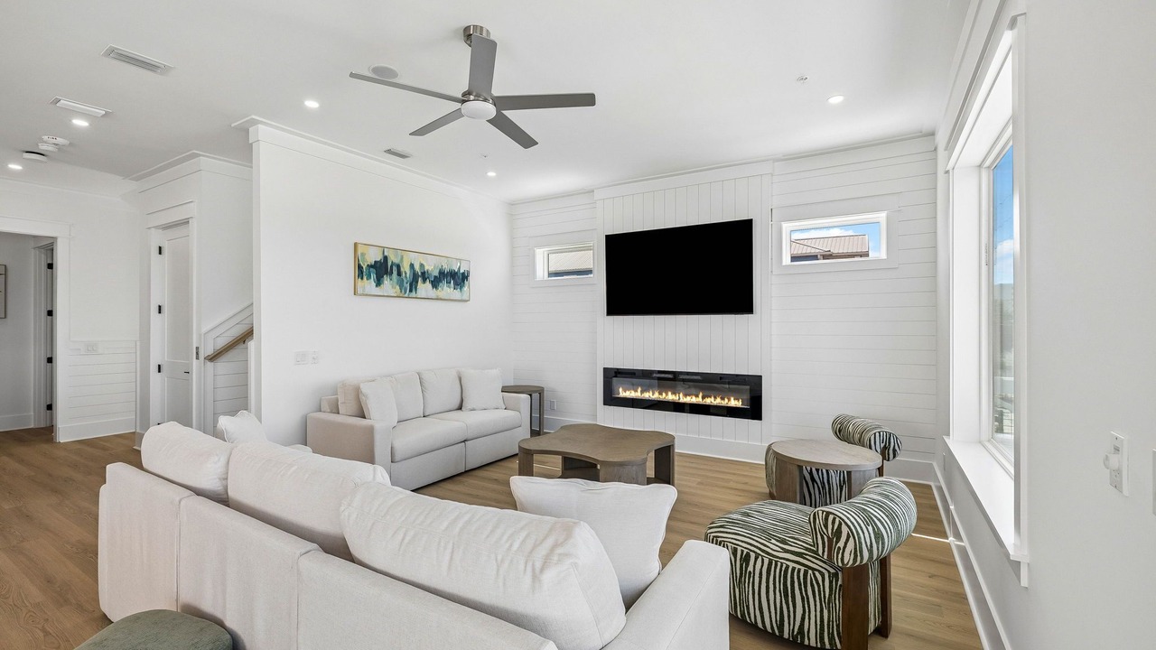 Photo of Livingroom in Bahama Beach