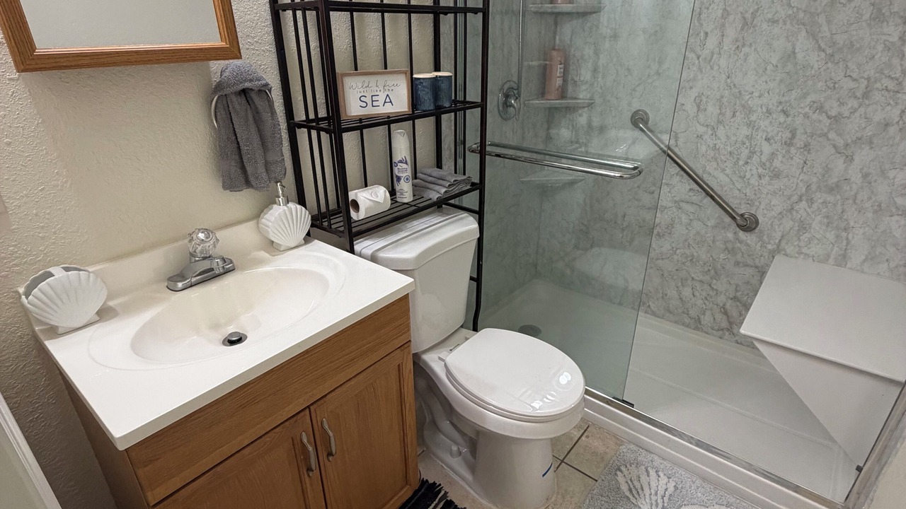 Photo of Bathroom in United Central