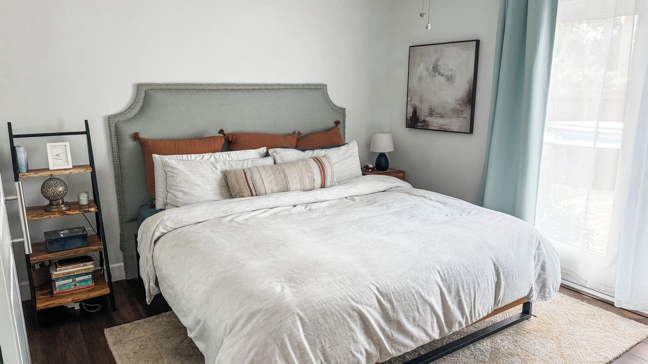 Photo of Bedroom in Audubon Park