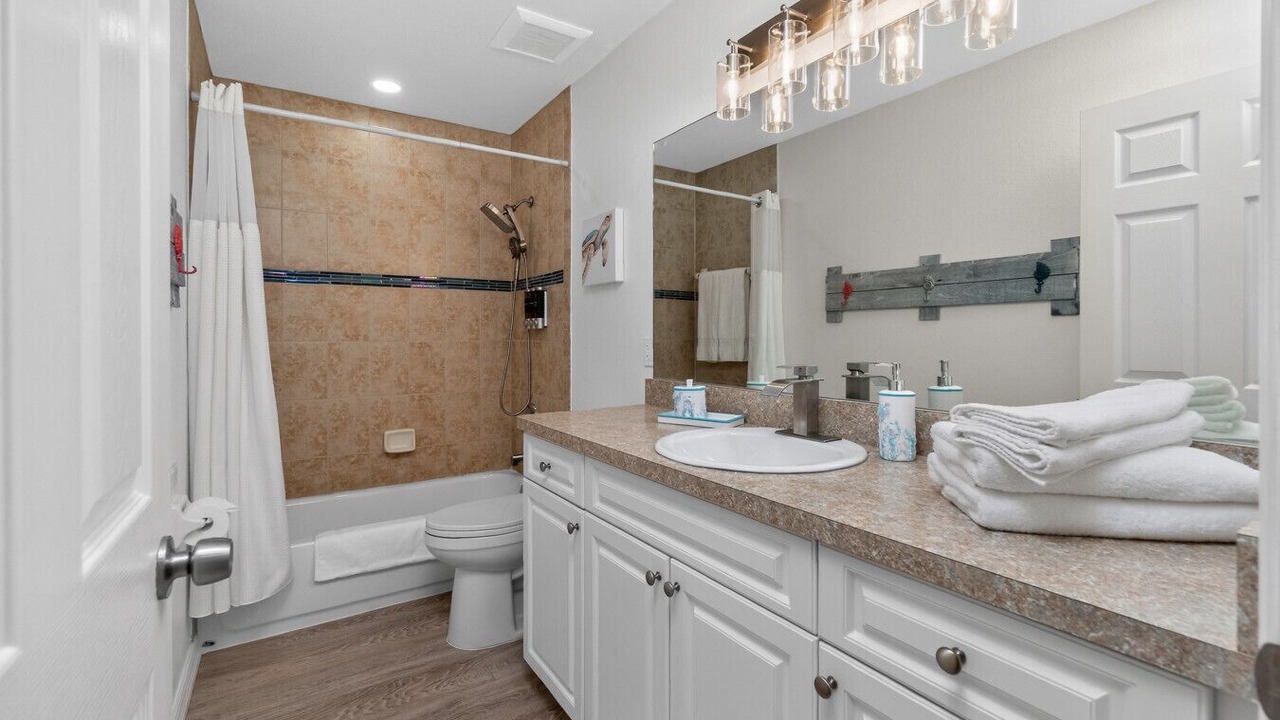 Photo of Bathroom in Englewood East