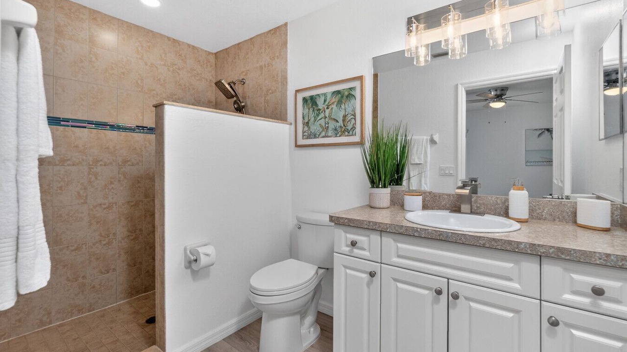 Photo of Bathroom in Englewood East