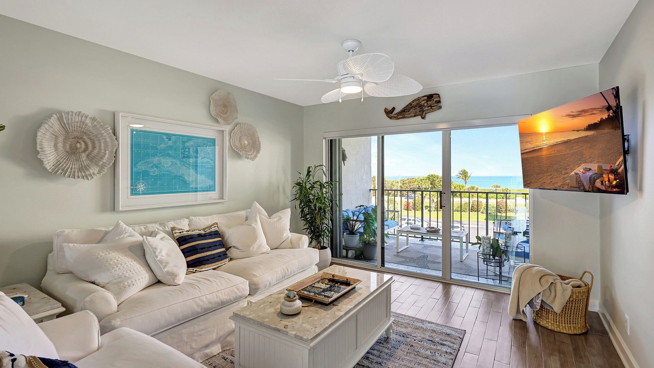 Photo of Livingroom in Fort Pierce Shores