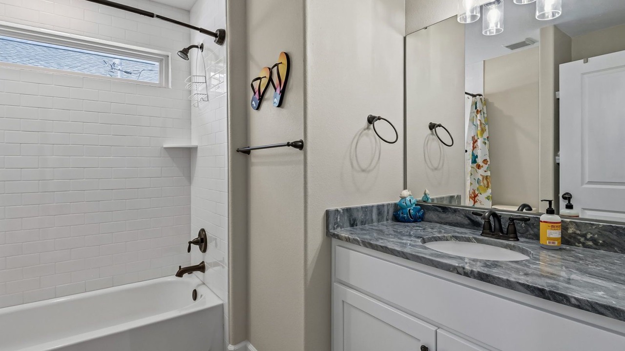 Photo of Bathroom in Crawfordville