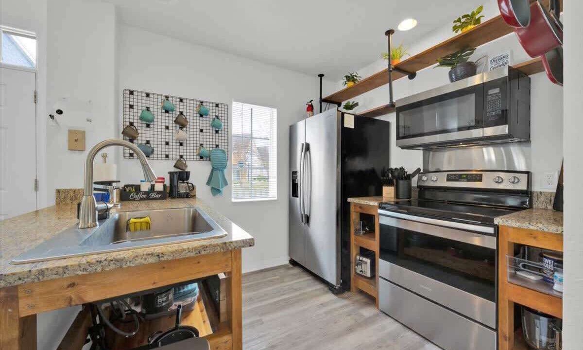 Photo of Kitchen in Venetian Bay Villages