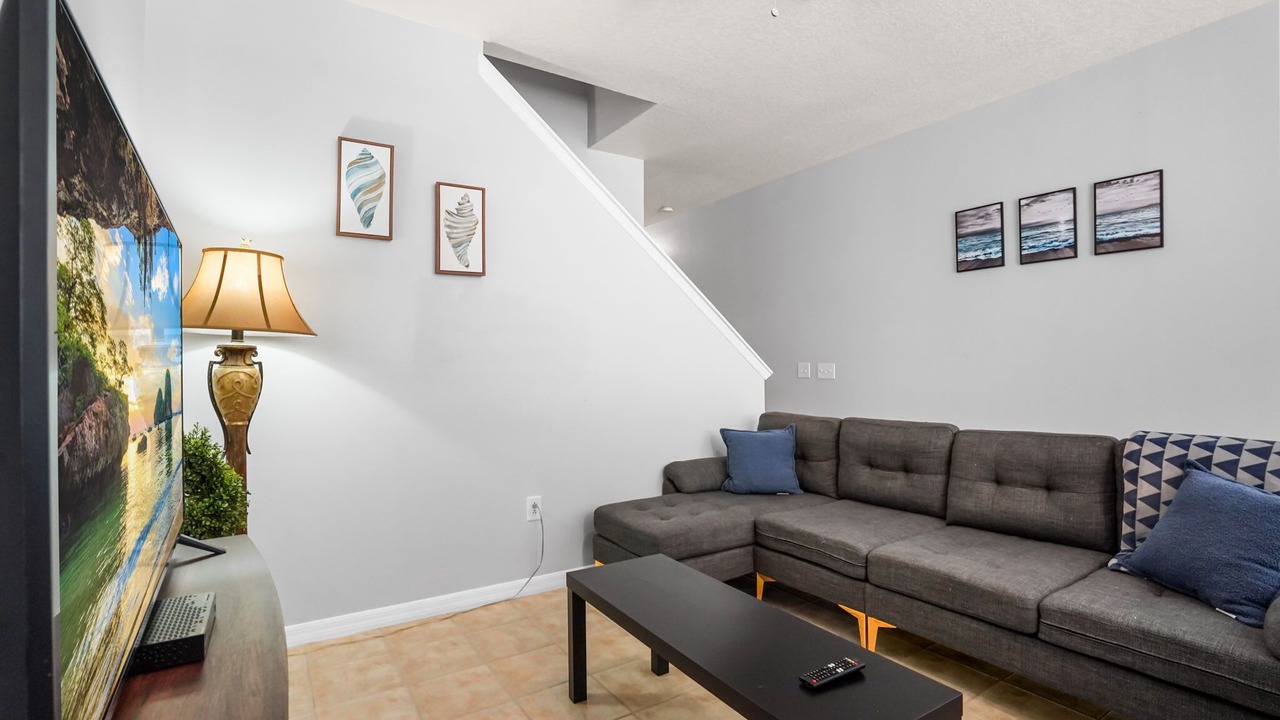 Photo of Livingroom in Crestwynd Bay