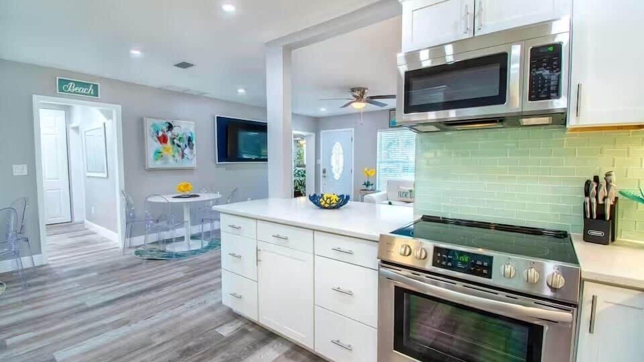 Photo of Kitchen in South Pinellas Community Council