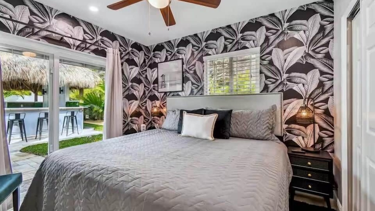 Photo of Bedroom in South Pinellas Community Council