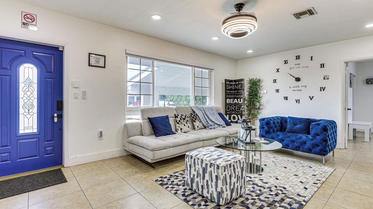 Photo of Bedroom in Miramar