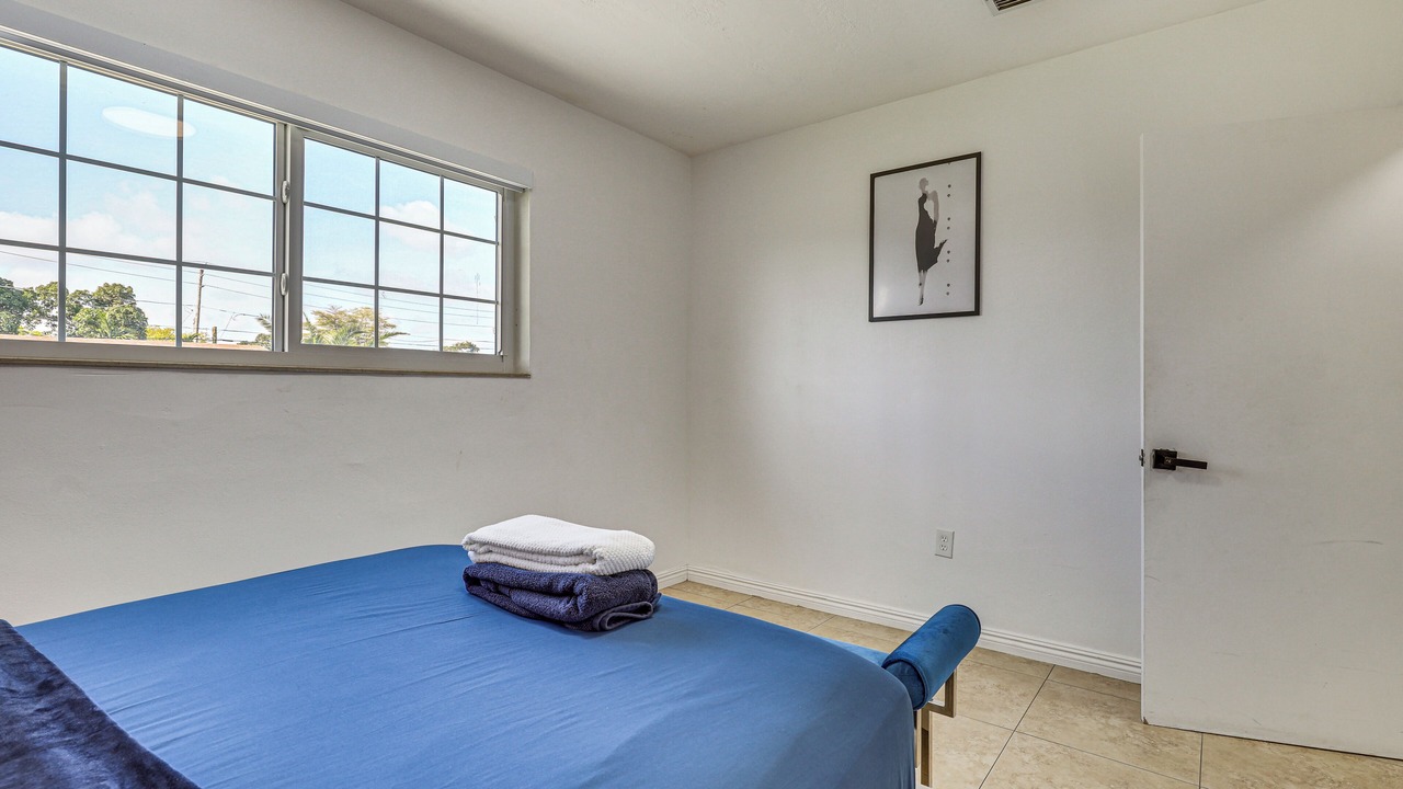 Photo of Bedroom in Miramar