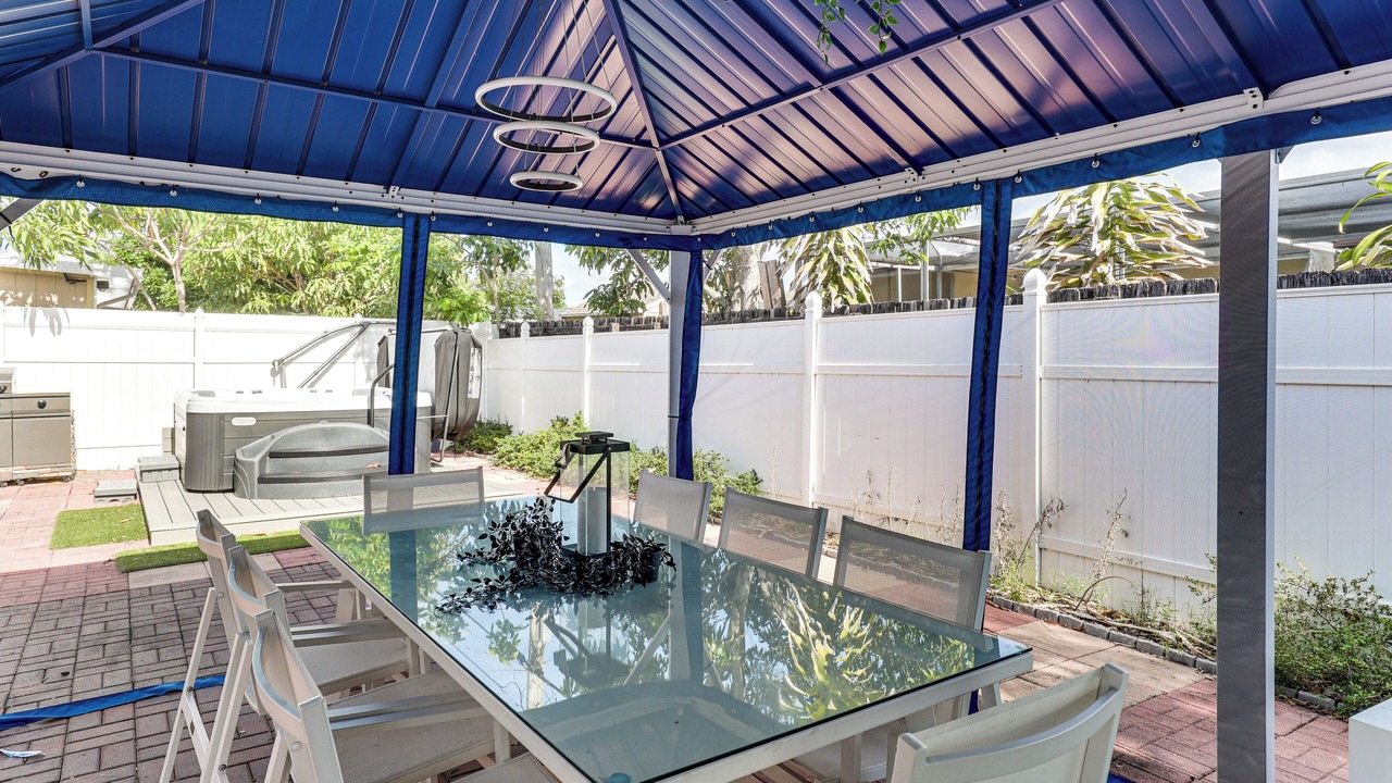 Photo of Outdoor in Miramar
