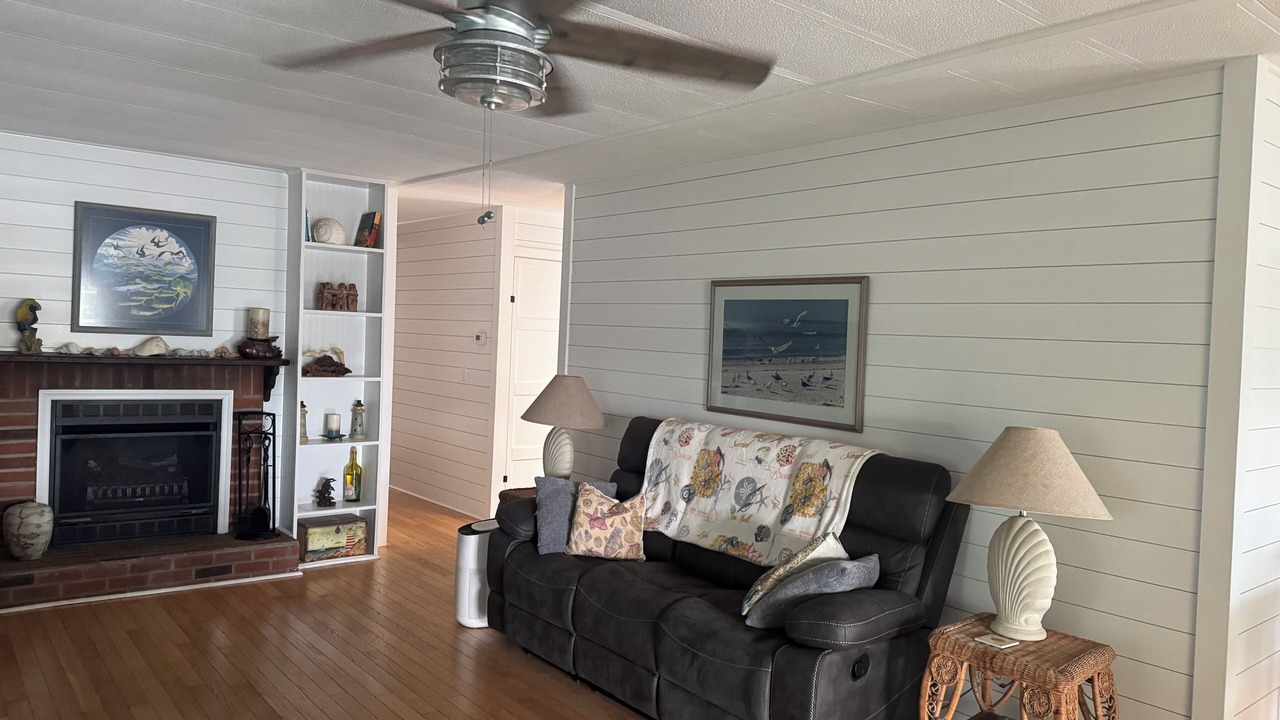 Photo of Livingroom in Crawfordville