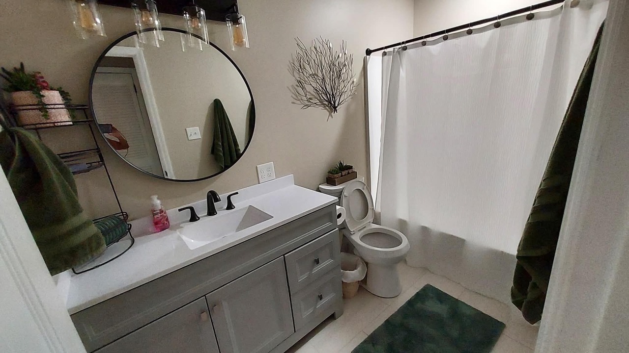 Photo of Bathroom in Valdosta