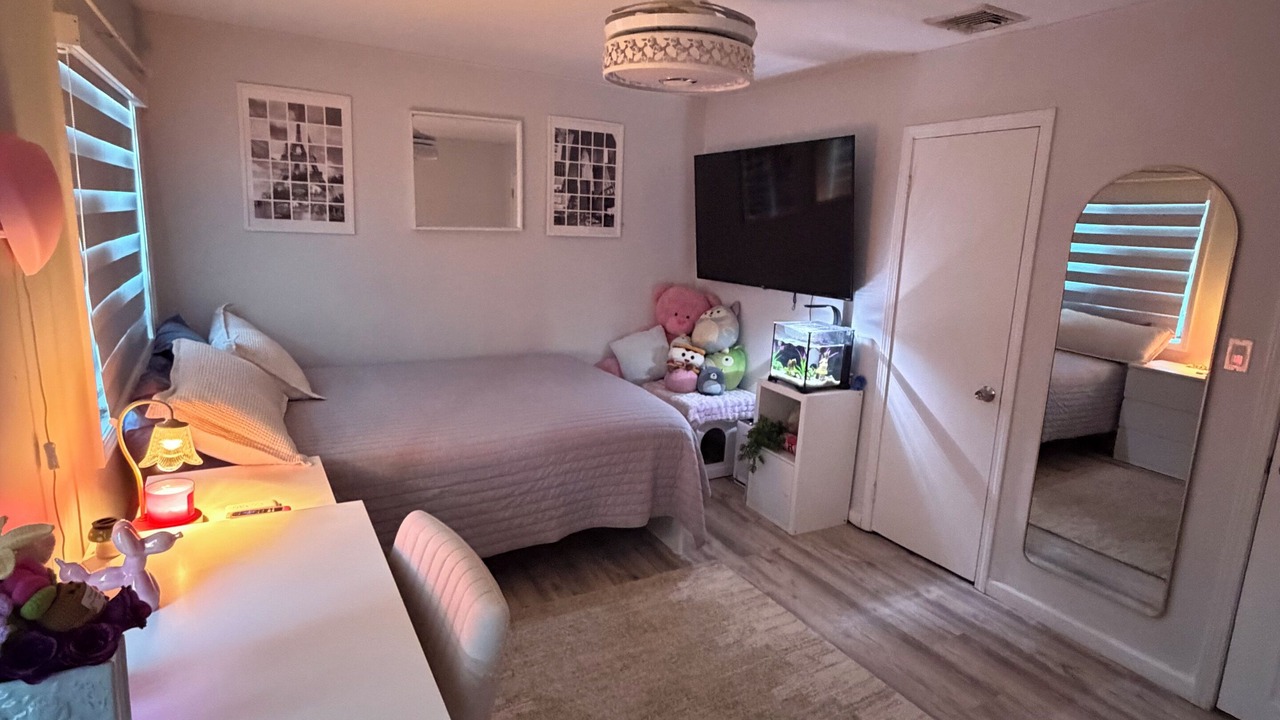Photo of Bedroom in Moonachie